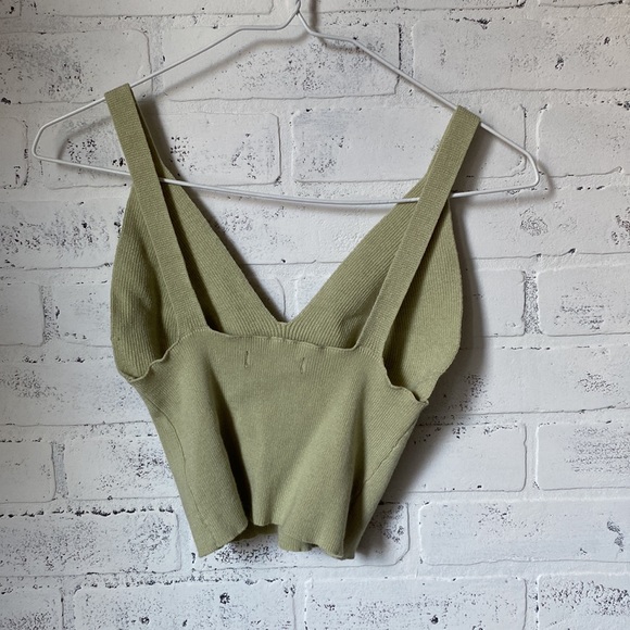 Crop SHEIN top - Picture 3 of 4